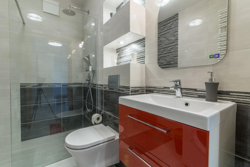 Appartamento Rent A Flat - Jana Pawla II St. Danzica Esterno foto